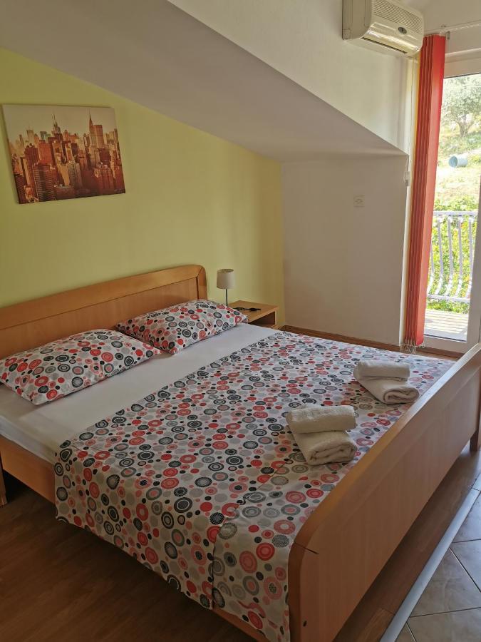 Apartmani "Ivan" Marina Exteriér fotografie