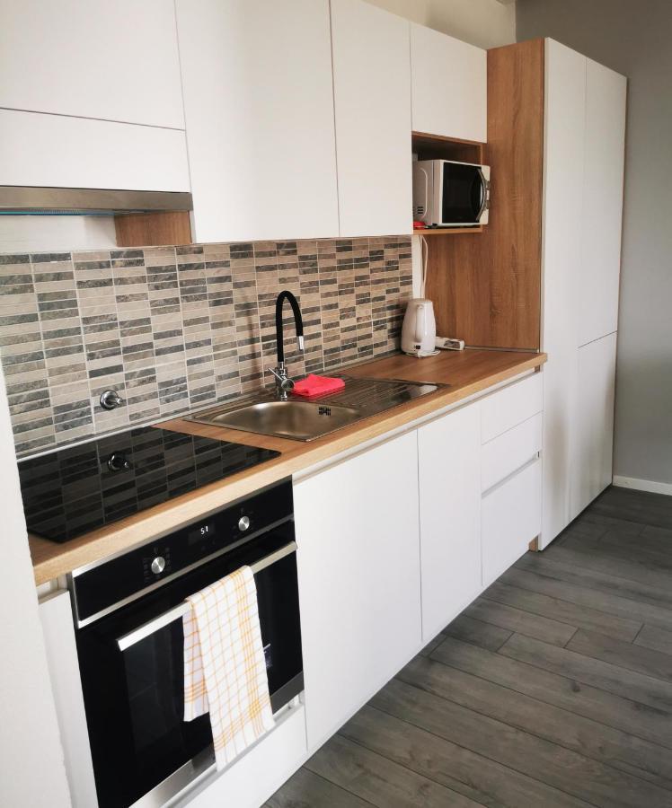 Apartmani "Ivan" Marina Exteriér fotografie