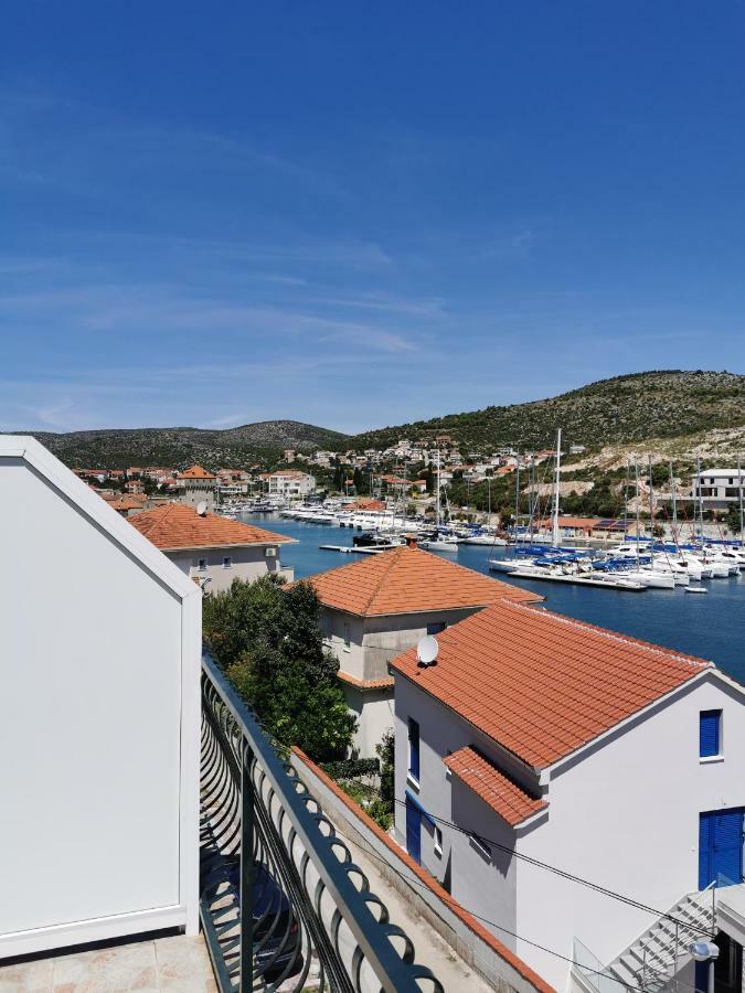 Apartmani "Ivan" Marina Exteriér fotografie